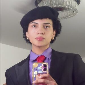 Meet your Posher, Darnol